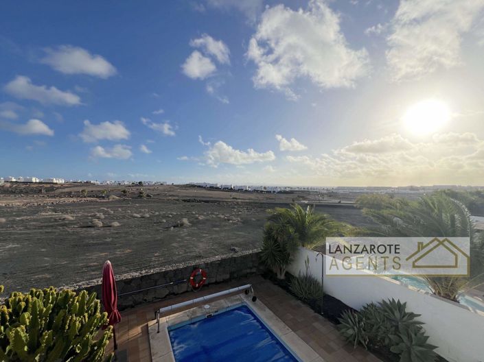 Image No.13-2 Bed Villa for sale