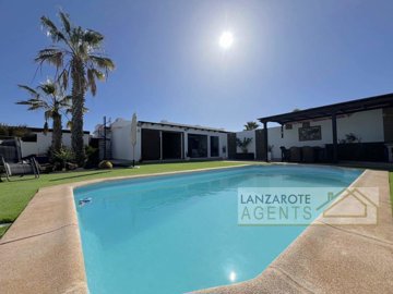 1 - Playa Blanca, Villa