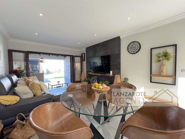 Image No.8-3 Bed Villa for sale