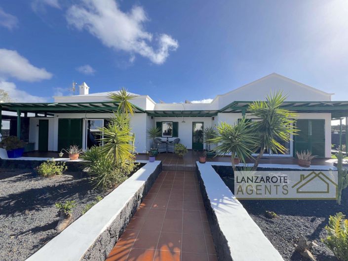 Image No.22-Villa de 4 chambres à vendre à Yaiza