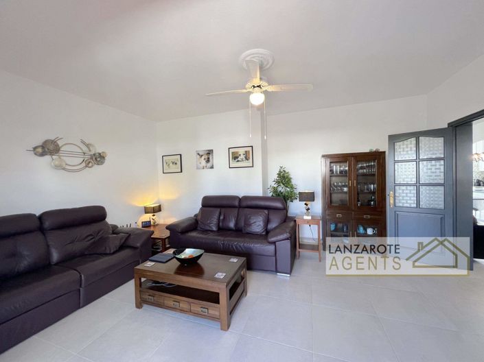 Image No.5-Villa de 4 chambres à vendre à Yaiza