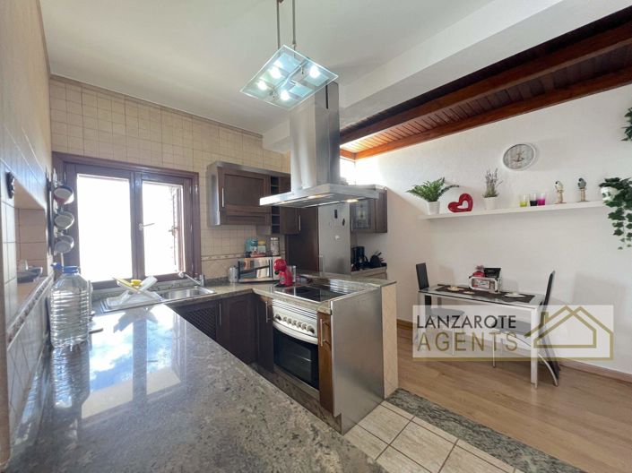 Image No.3-Villa de 2 chambres à vendre à Playa Blanca