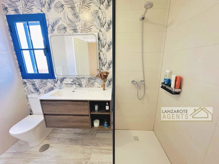 Image No.18-2 Bed Villa for sale