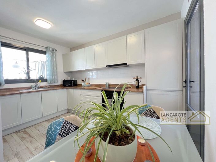 Image No.2-Villa de 3 chambres à vendre à Playa Blanca