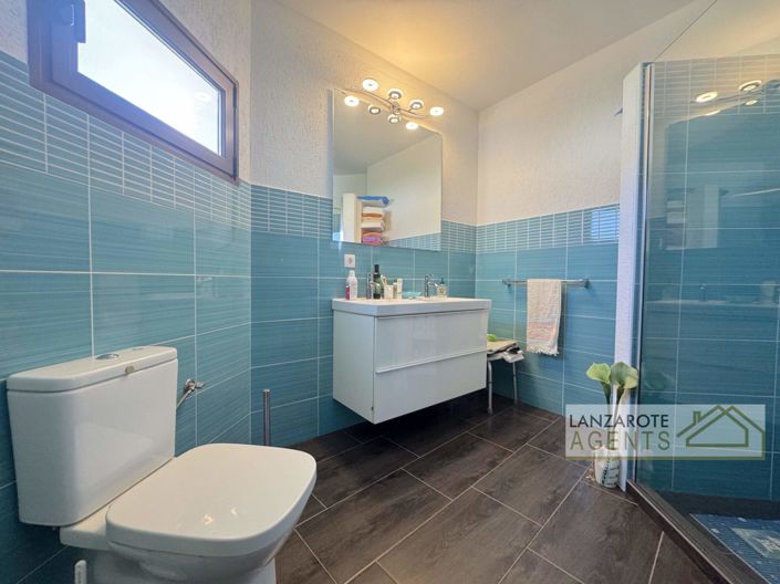 Image No.8-Villa de 4 chambres à vendre à Playa Blanca