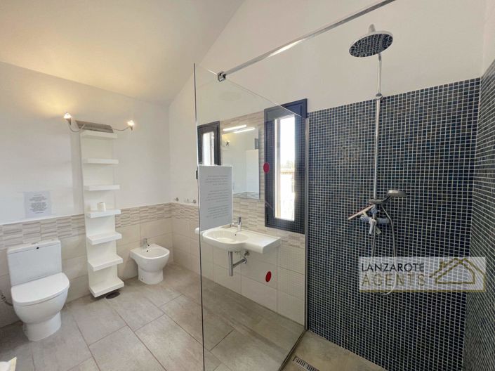 Image No.12-Villa de 4 chambres à vendre à Playa Blanca