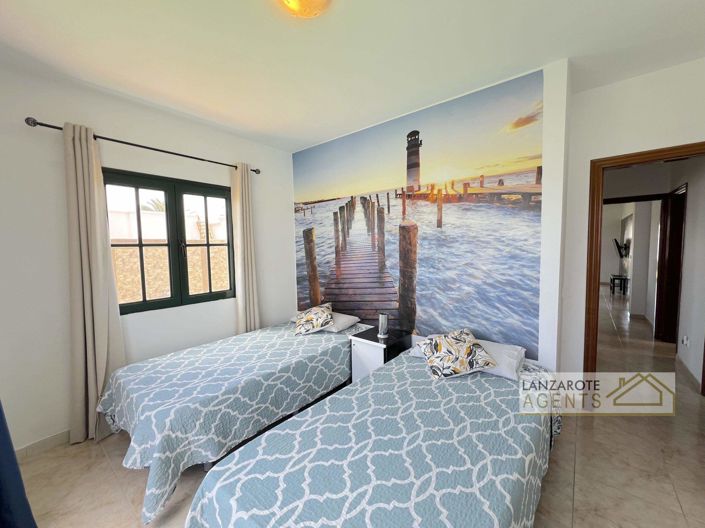 Image No.10-Villa de 6 chambres à vendre à Playa Blanca