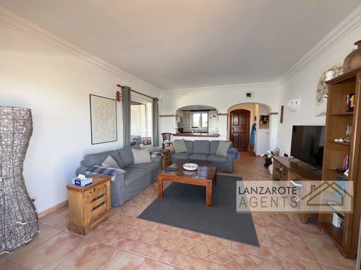 Image No.3-Villa de 2 chambres à vendre à Playa Blanca