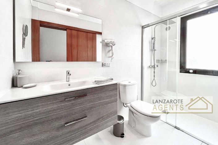 Image No.9-4 Bed Villa for sale