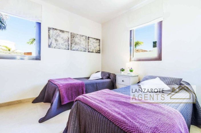 Image No.10-3 Bed Villa for sale