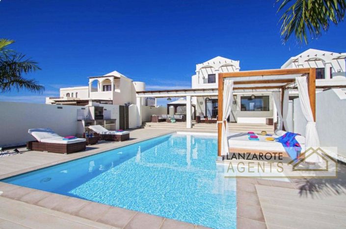 Image No.19-3 Bed Villa for sale