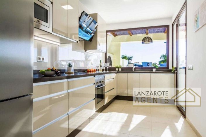 Image No.2-3 Bed Villa for sale