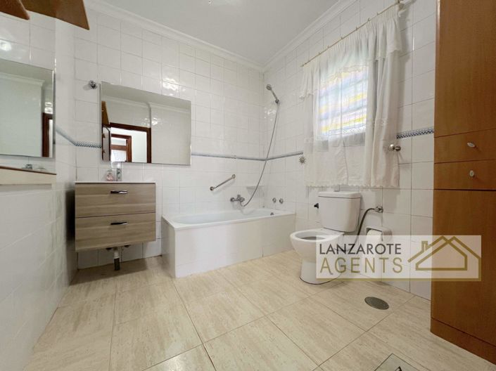 Image No.18-Bungalow de 2 chambres à vendre à Playa Blanca