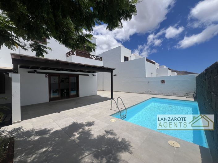 Image No.19-3 Bed Villa for sale