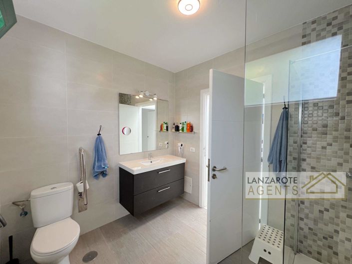 Image No.8-Villa de 2 chambres à vendre à Playa Blanca