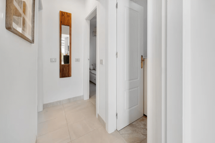 Image No.10-2 Bed Villa for sale