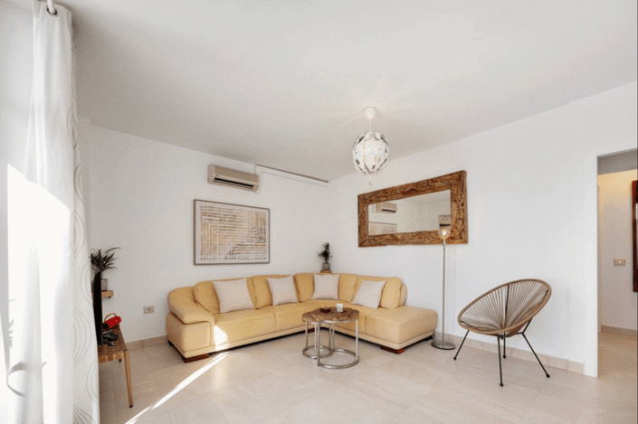 Image No.2-2 Bed Villa for sale