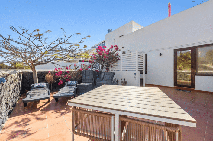 Image No.28-2 Bed Villa for sale