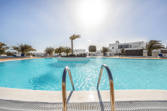 Image No.30-2 Bed Villa for sale