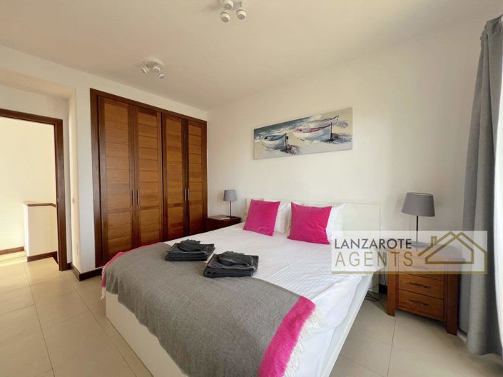 Image No.10-3 Bed Villa for sale