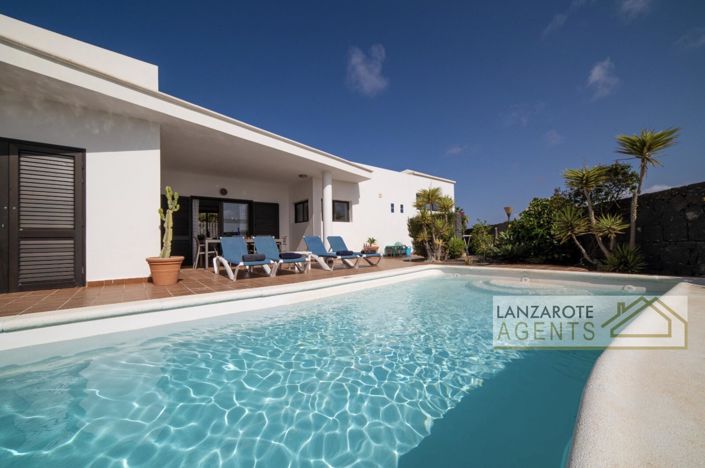 Image No.22-3 Bed Villa for sale