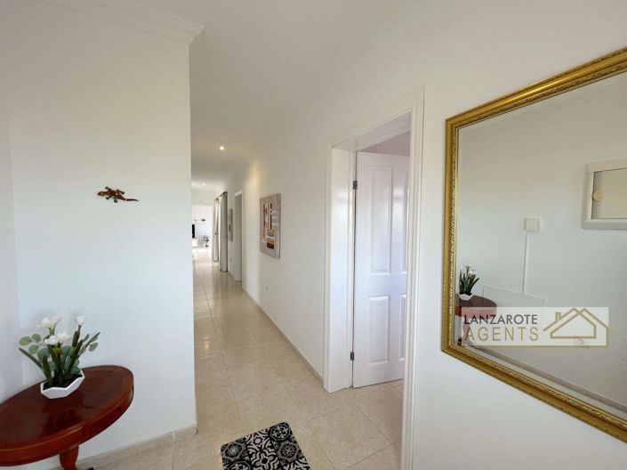 Image No.11-Villa de 4 chambres à vendre à Yaiza