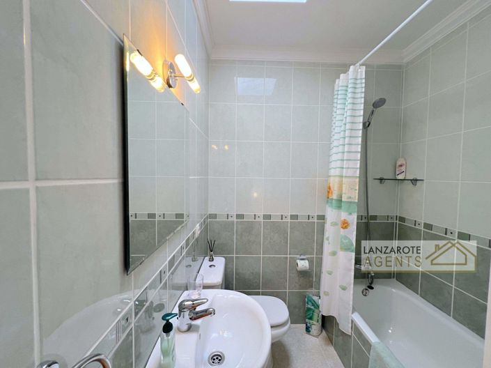 Image No.23-Villa de 4 chambres à vendre à Yaiza