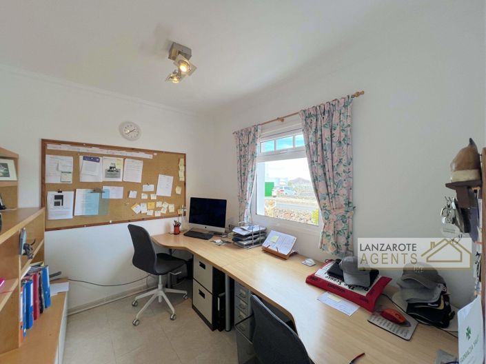 Image No.24-Villa de 4 chambres à vendre à Yaiza