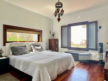 ed7df773-4c52-654c-abfd-d56ad3acb57e