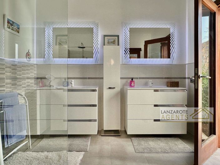 Image No.19-Villa de 5 chambres à vendre à Las Breñas