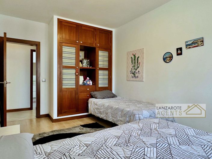 Image No.28-5 Bed Villa for sale