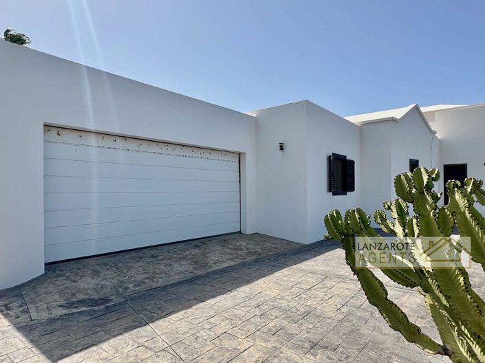 Image No.44-5 Bed Villa for sale