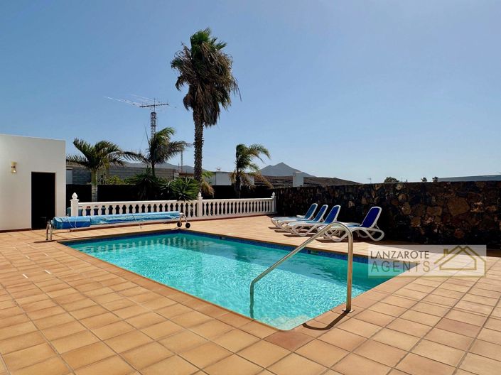 Image No.47-5 Bed Villa for sale