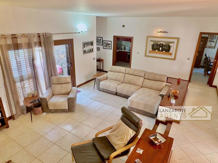 Image No.7-5 Bed Villa for sale