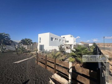Lanzarote Agents most sold property
