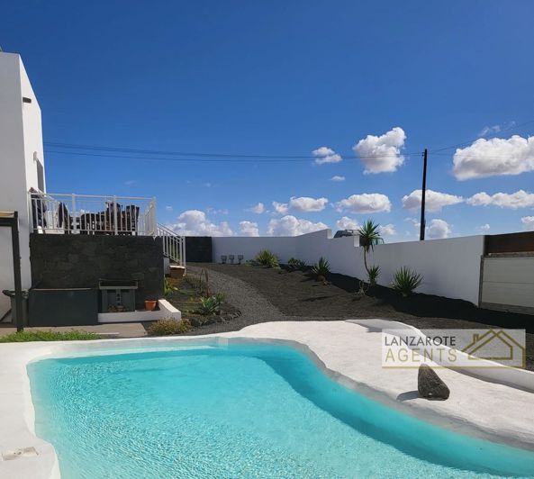 Image No.41-5 Bed Finca for sale