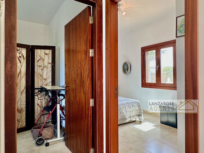 Image No.35-5 Bed Villa for sale