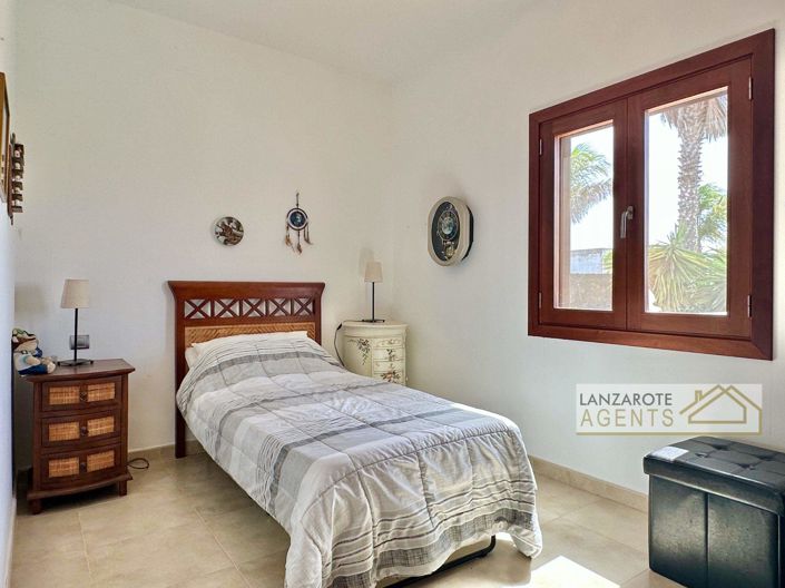 Image No.36-5 Bed Villa for sale