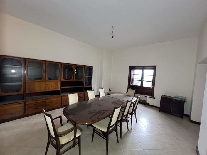 Image No.6-5 Bed Villa for sale