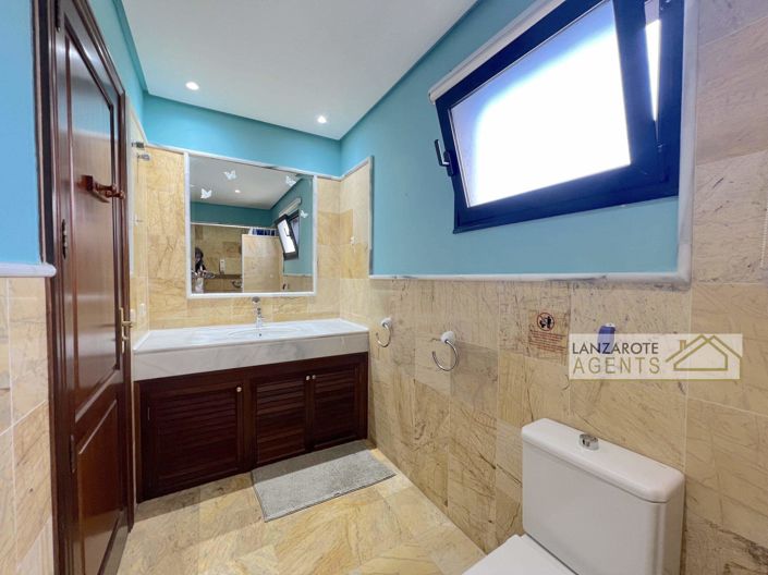 Image No.24-2 Bed Villa for sale