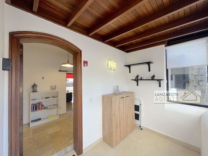 Image No.25-2 Bed Villa for sale