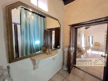 68647a6f-40eb-b4fd-9a56-4fb2d38effe2