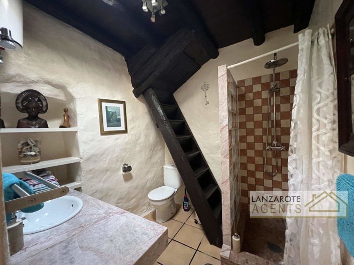 Image No.21-5 Bed Villa for sale