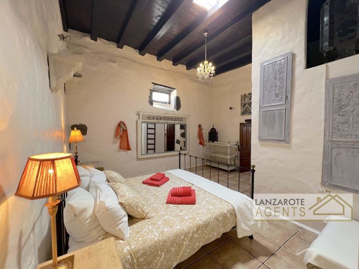 Image No.30-5 Bed Villa for sale