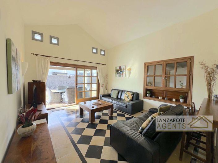 Image No.2-Villa de 3 chambres à vendre à Playa Blanca