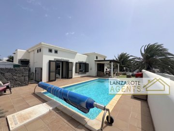 1 - Playa Blanca, Villa