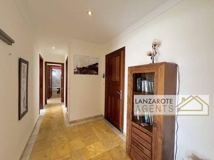 Image No.16-2 Bed Villa for sale