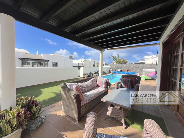 Image No.20-2 Bed Villa for sale