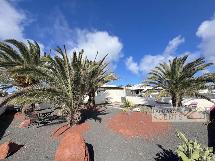 Image No.20-2 Bed Villa for sale