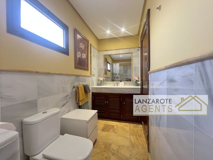 Image No.26-2 Bed Villa for sale